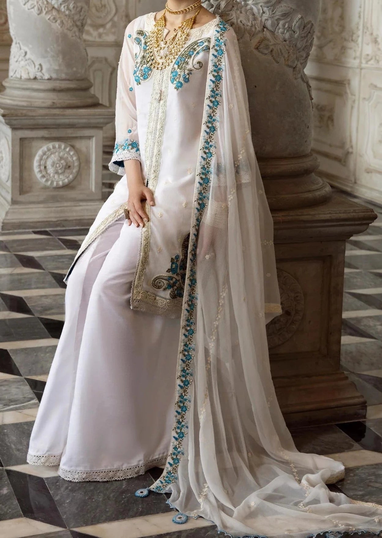 Daisy White - embroidered chiffon unstitched 3Pc Suit