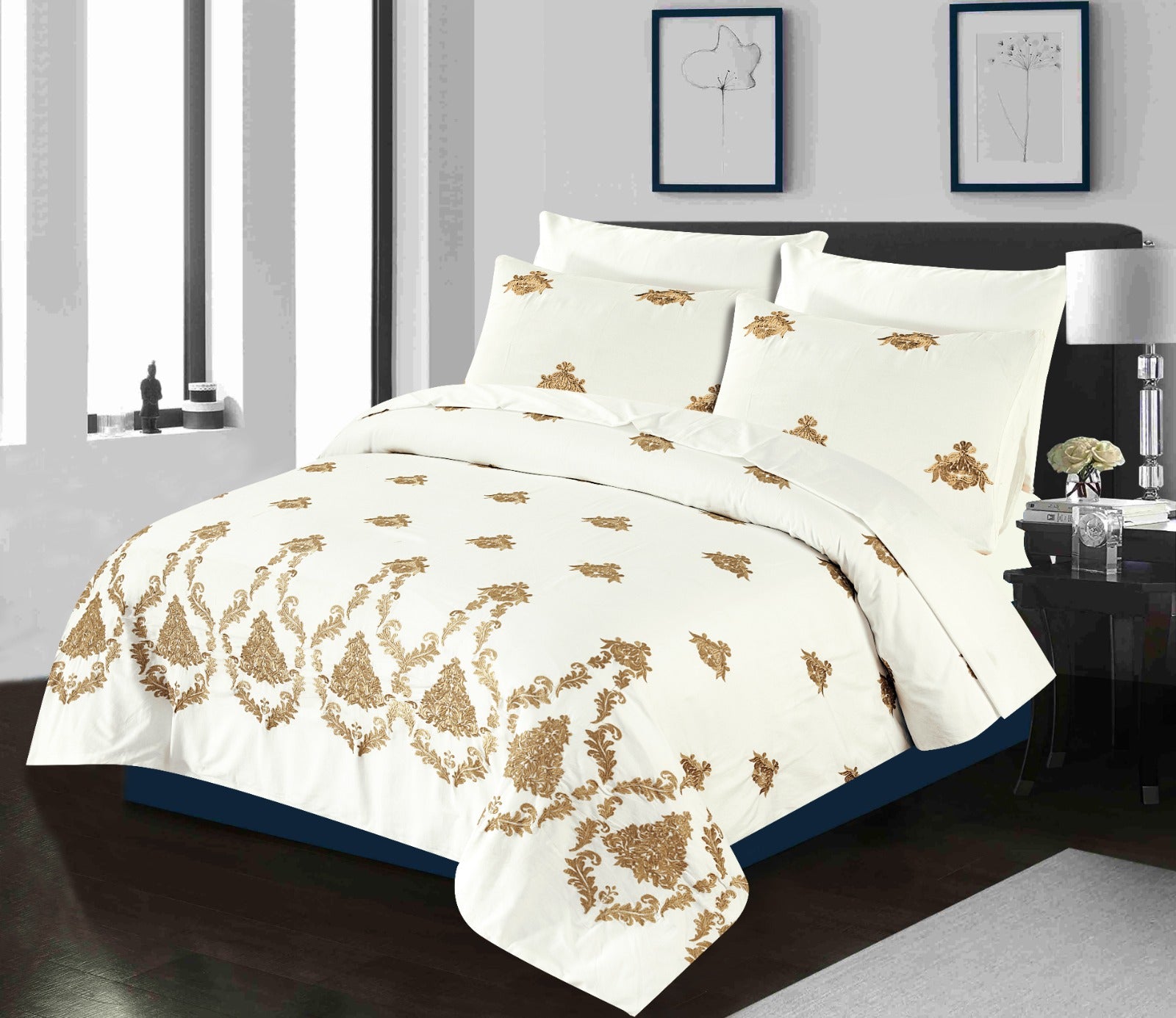 K0019- Embroidered Duvet Cover Set (Luxury Sateen) .