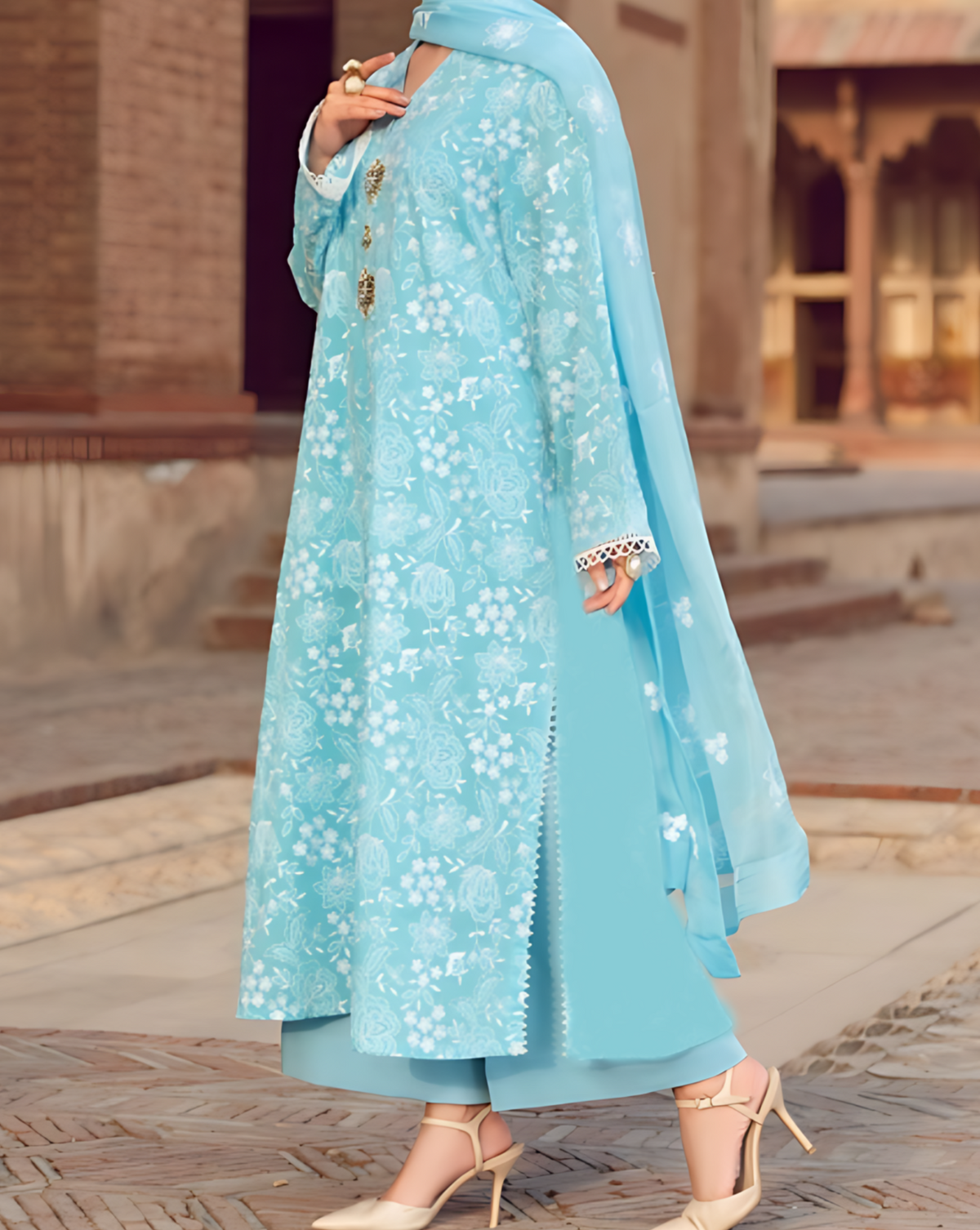 Grace S674-Embroidered 3pc lawn dress with Embroidered chiffon dupatta.