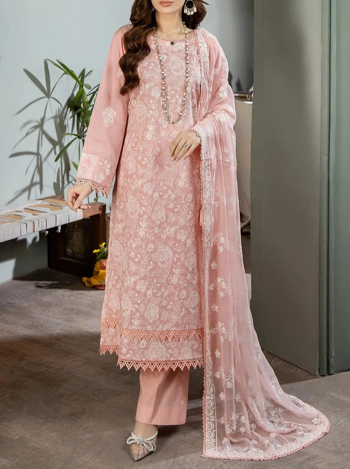 Grace S729-Embroidered 3pc Lawn dress with Embroidered chiffon dupatta.