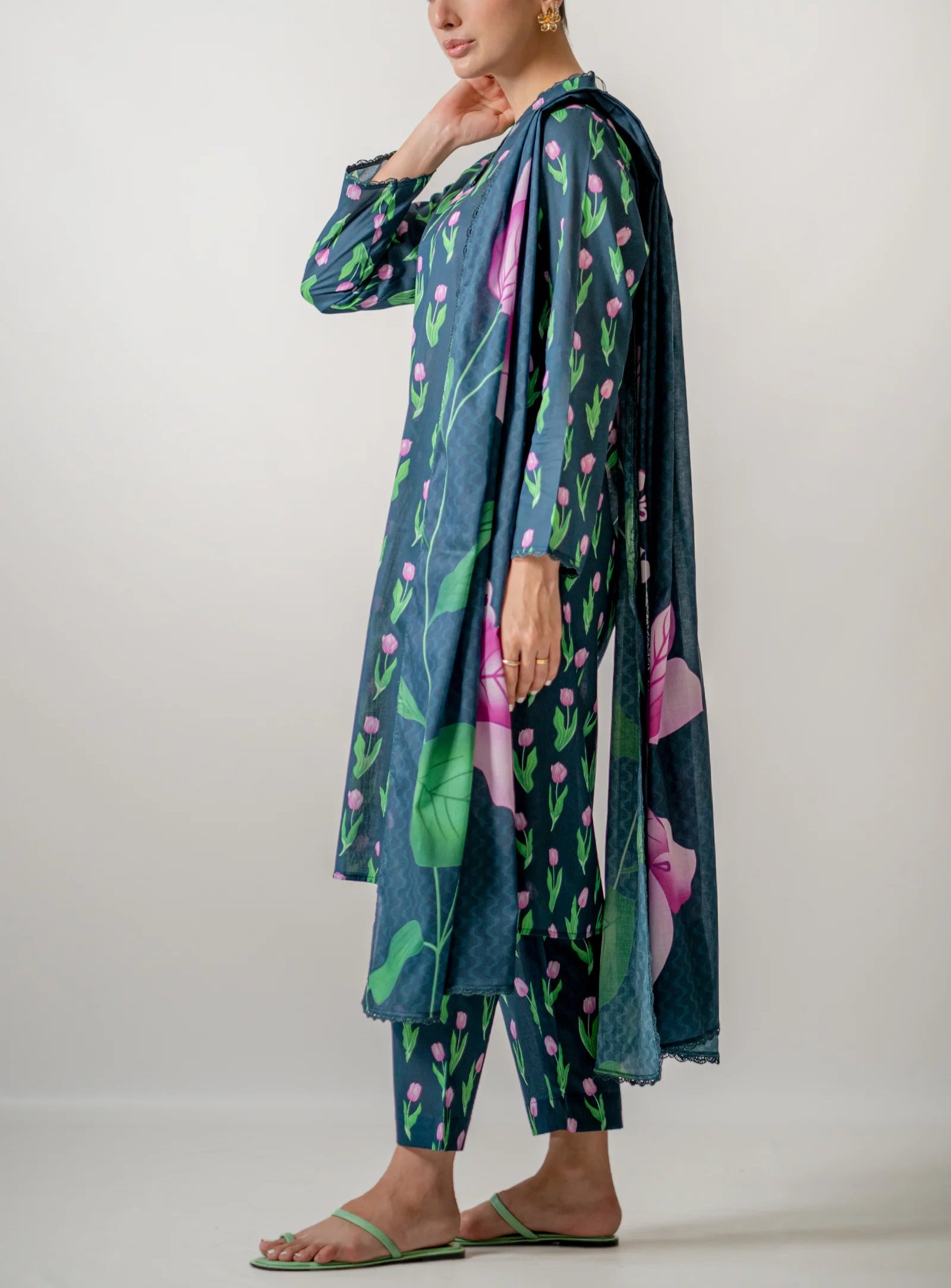 Grace S996-Digital Printed 3pc Lawn Dress with Digital Printed Lawn Dupatta.