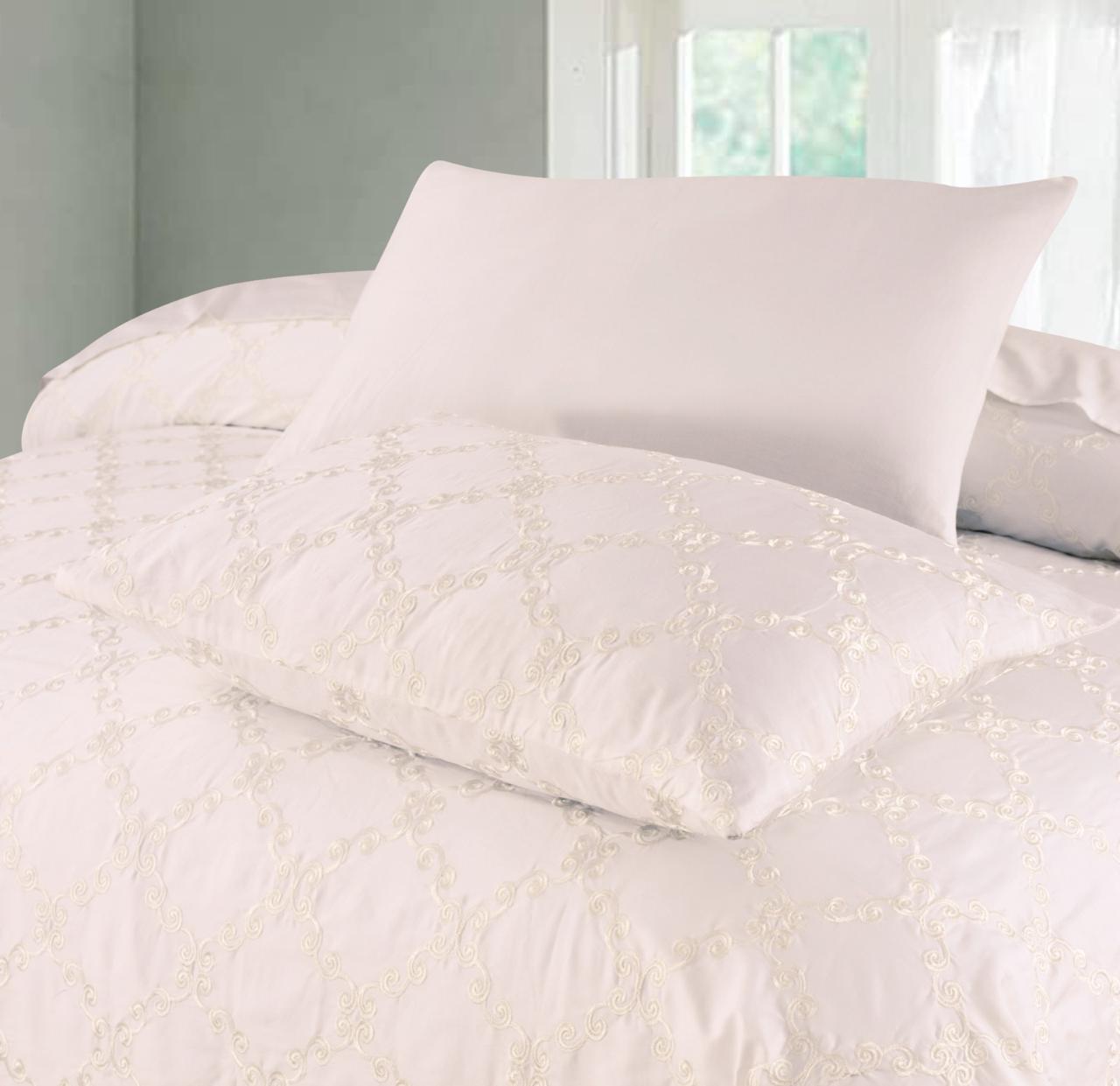 k003-Embroidered Duvet Cover Set (Luxury Sateen).