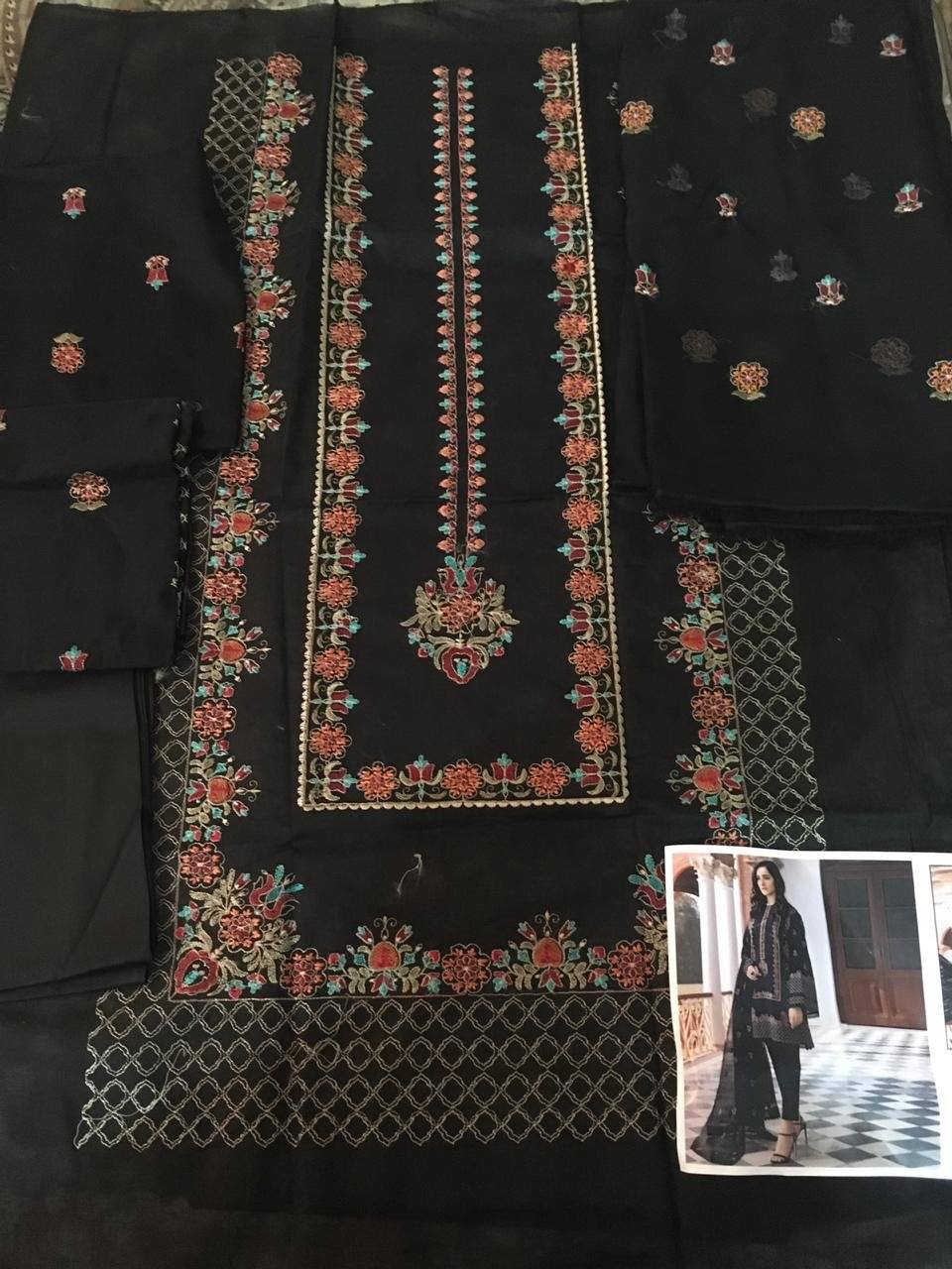 Bareeze black 17006-Embroided 3pc lawn dress with embroided chiffon dupatta. - gracestore.pk